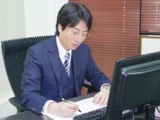 税理士による税務対策の様子